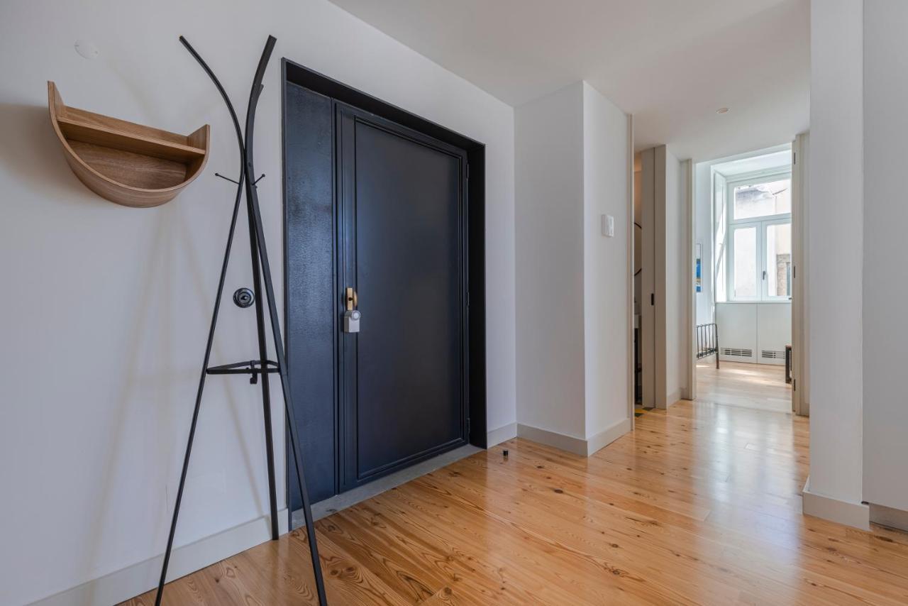 Glamorous 3Bdr Apartment In City Center By Lovelystay リスボン エクステリア 写真