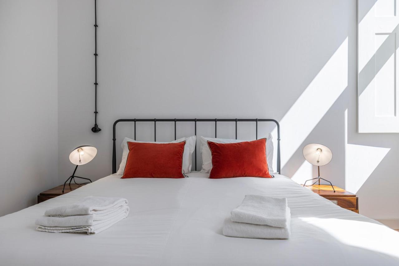 Glamorous 3Bdr Apartment In City Center By Lovelystay リスボン エクステリア 写真