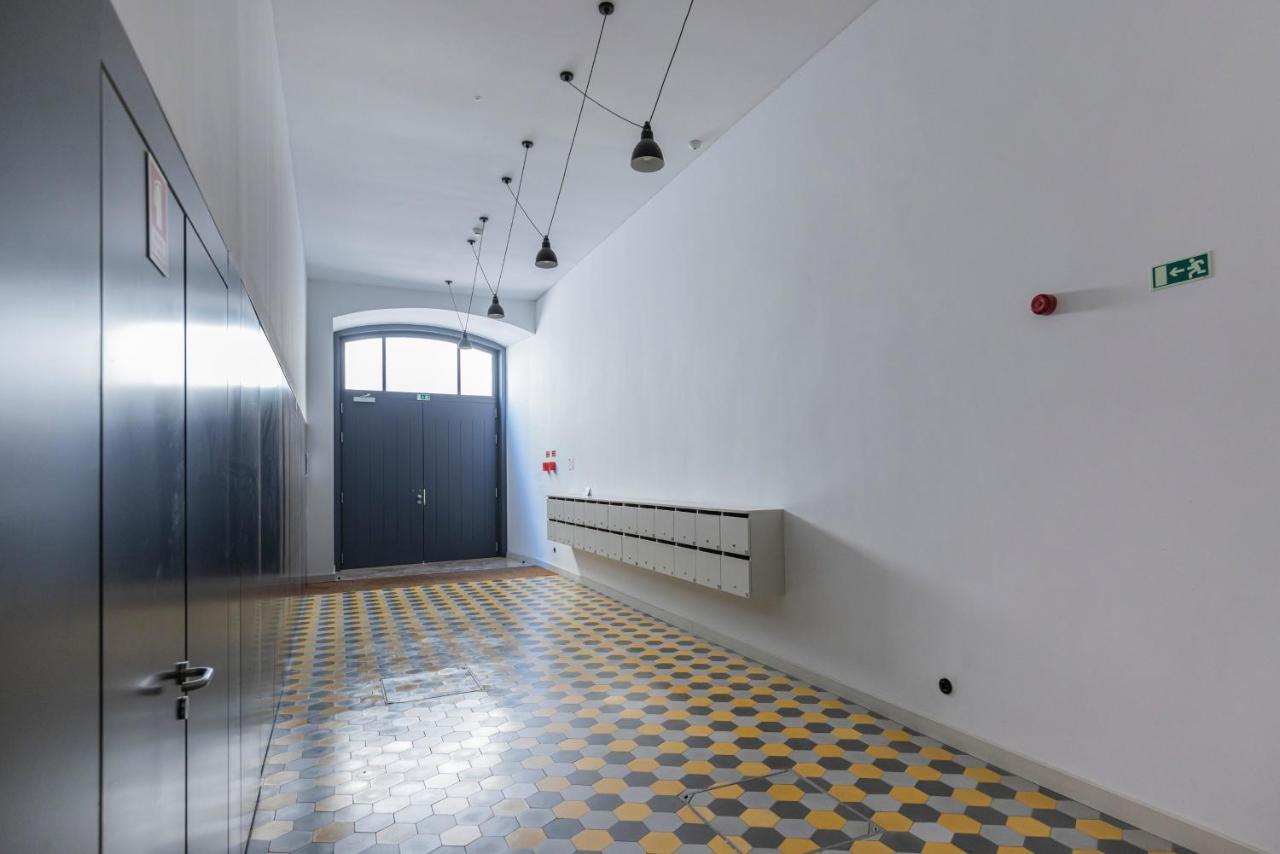 Glamorous 3Bdr Apartment In City Center By Lovelystay リスボン エクステリア 写真