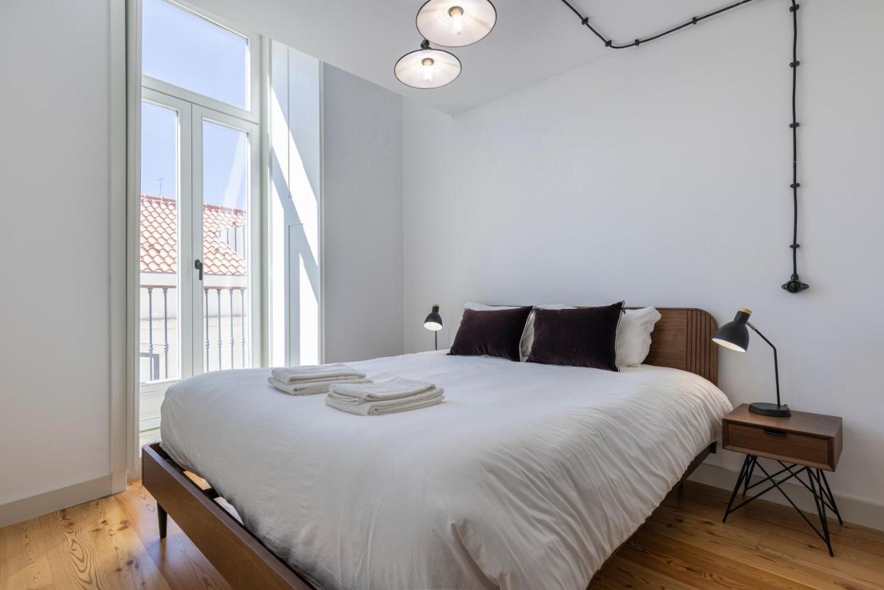 Glamorous 3Bdr Apartment In City Center By Lovelystay リスボン エクステリア 写真