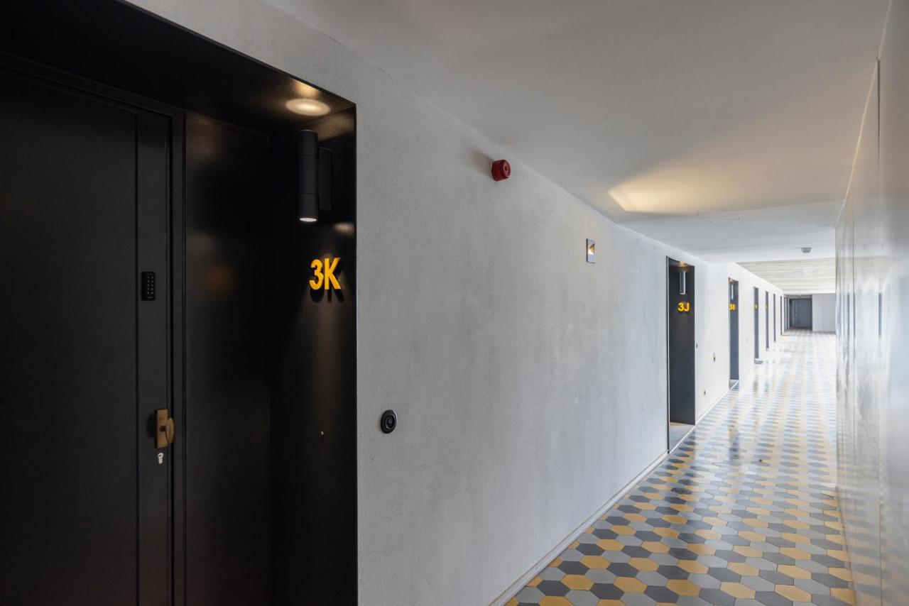 Glamorous 3Bdr Apartment In City Center By Lovelystay リスボン エクステリア 写真