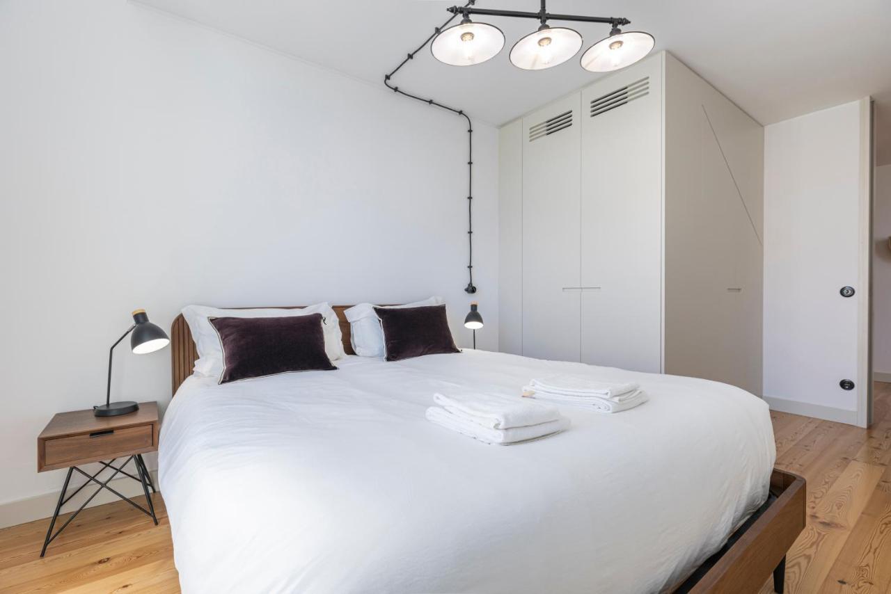 Glamorous 3Bdr Apartment In City Center By Lovelystay リスボン エクステリア 写真