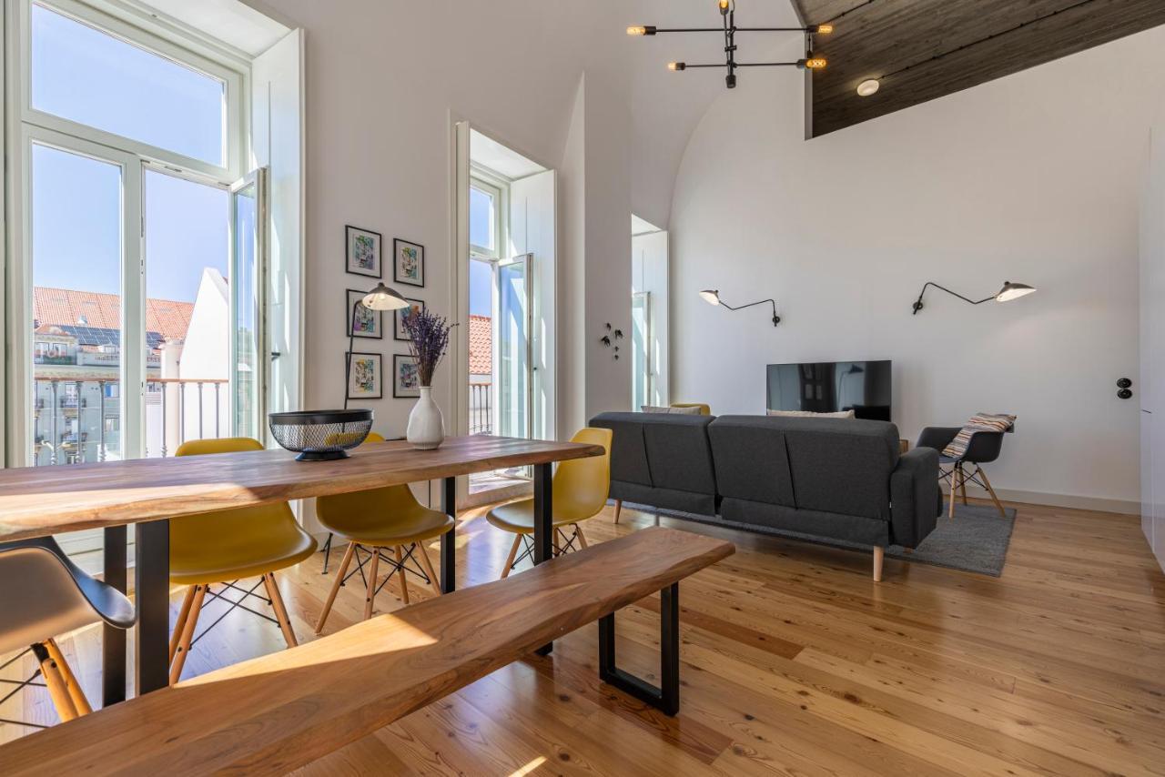 Glamorous 3Bdr Apartment In City Center By Lovelystay リスボン エクステリア 写真