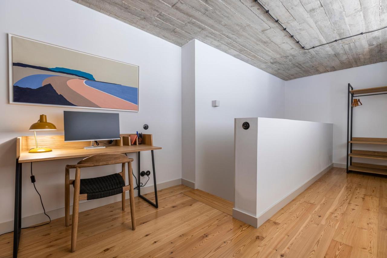 Glamorous 3Bdr Apartment In City Center By Lovelystay リスボン エクステリア 写真
