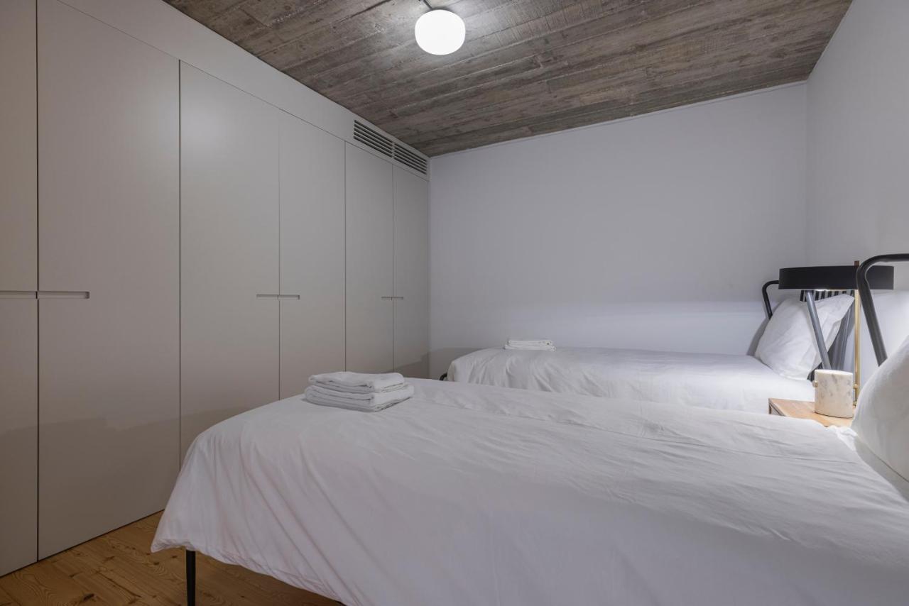 Glamorous 3Bdr Apartment In City Center By Lovelystay リスボン エクステリア 写真